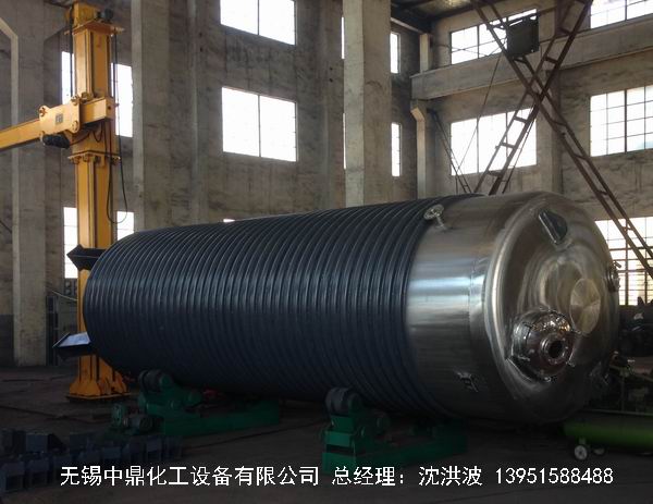 不銹鋼盤管加熱儲罐 外盤管加熱儲罐  內(nèi)盤管加熱儲罐